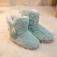 Chaussons d'intérieur chauds en peluche à motif étoile bleue pour femmes, conformes à la norme californienne Prop 65, faible MOQ, vente en gros
