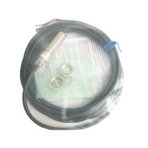 Sensor de interruptor de proximidad E2bm30ln30m1c2, 1 unidad - Product Image 1