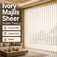 Voilages verticaux motorisés électriques Elite Ivory, contrôle de l'intimité, luxe sur mesure pour Majlis spacieux, rail doré