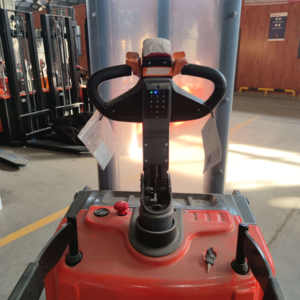 <span class=keywords><strong>Fourche</strong></span> de chariot élévateur à empileur électrique micro télescopique 2.5t portée contrepoids hydraulique manuel avec levage et extension - Product Image 2