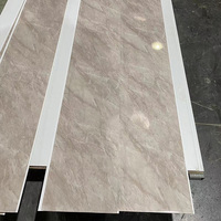 Panneaux de plafond modernes en PVC artistique de 250 mm, imperméables, résistants à l'humidité, ignifuges, pour cuisine, salon, salle de bain, salle de sport