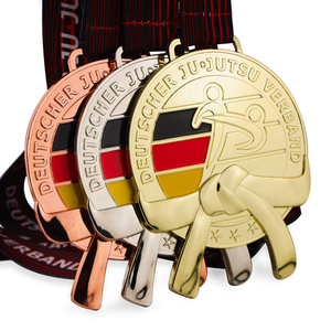 Médailles d'arts martiaux en métal doré personnalisées en gros, médailles de karaté, de taekwondo, de judo, médailles de récompense en alliage de zinc personnalisées pour <span class=keywords><strong>dojo</strong></span> et tournois - Product Image 1
