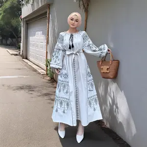 Vente en gros de nouvelles robes musulmanes à manches lanternes avec broderie lourde pour femmes - Product Image 5