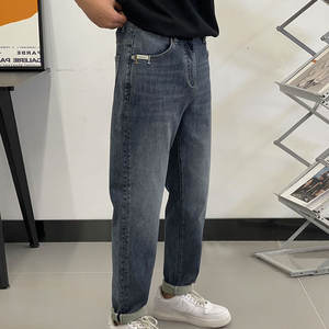 OEM مخصص للرجال جودة عالية ممزق جينز ضيق من المصنع مباشرة فاتح/غامق غسل بالأسى زر نمط صلب لفصل الصيف - Product Image 1