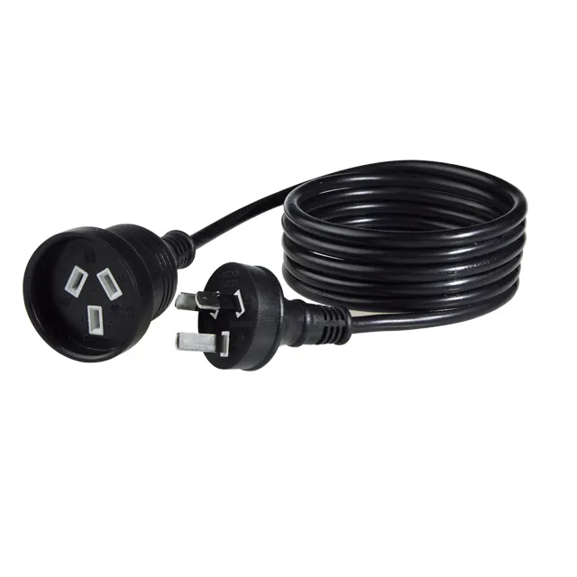 Câble d'extension d'alimentation UNITED CABLE 2 mètres noir 240VAC 10AMP