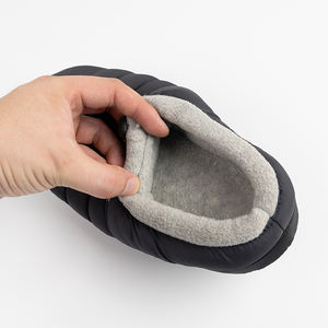 Petits profits nouveau tissu <span class=keywords><strong>de</strong></span> <span class=keywords><strong>ski</strong></span> matelassé avec boucle <span class=keywords><strong>de</strong></span> verrouillage ample intérieur chaud hommes coton maison pantoufles simples <span class=keywords><strong>chaussures</strong></span> - Product Image 4