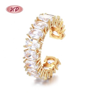 เครื่องประดับทองชุบ 18K แบบลามิเนต บิสูทีเรียส เอชดี จิวเวลรี่ ขายส่ง เครื่องประดับแฟชั่น แหวนทองเหลืองชุบทองคำขาว ประดับเพชร CZ สีขาว สำหรับผู้หญิง - Product Image 1