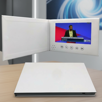 Livre d'or vidéo LCD personnalisé de 10 pouces pour les mariages Livre d'invitation vidéo de style audio et téléphonique Brochure vidéo numérique