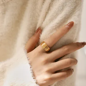 Fashion Business Commuting Women's Brass 18K Real Gold Ring Creative Stripe Design Sense open Shape Ring