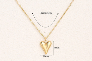 Simple18k Pvd Plaqué Or Acier Inoxydable Amour en forme de Coeur Design Haut de Gamme Collier Bracelet Boucles D'oreilles Ensemble de Trois Pièces pour Femmes - Product Image 3