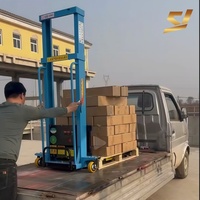 Fabrika Fiyatı 800kg Elektrikli Portatif Kendinden Yüklemeli Palet İstifleyici Vinç