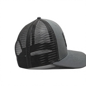 Casquette Trucker Classique Quatre Saisons pour Adultes, Fabriquée en Usine au Vietnam, avec Patch en Cuir Personnalisé et Dos en Maille Respirante à 6 Panneaux - Product Image 2