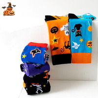 Vente en gros en stock Chaussettes tendance Halloween pour hommes et femmes Chaussettes en coton à motif citrouille Chaussettes amusantes