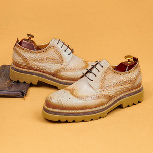 Chaussures en cuir pour hommes 2026, en cuir de vachette de première qualité, respirantes, motifs sculptés à la main, semelle épaisse, chaussures habillées formelles pour affaires - Product Image 2