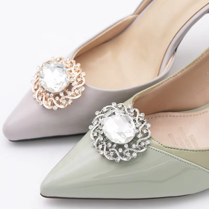 Fabriek Verkoop Legering Met Kristal Glas Pluggable Ovale Schoen Bedels - Product Image 4