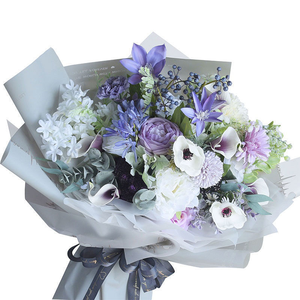Papier d'emballage floral imperméable en gros, 20 feuilles, papier kraft vierge, <span class=keywords><strong>film</strong></span> transparent effet cœur pour fleuristes et boutiques de fleurs - Product Image 1