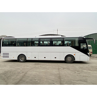 Autocar robuste d'occasion ZK6906 pour routes africaines difficiles, 31-50 places, norme Euro 3, transmission manuelle, moteur diesel
