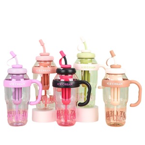 Bottiglia d'acqua in plastica con manico grande, tazza trasparente per feste, regalo per ragazze, graziosa tazza in plastica per tè al latte con cannuccia, grande capacità 1300ml - Product Image 4