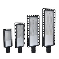 Logement en aluminium extérieur en gros d'usine IP66 SMD3030 a mené le réverbère 50W 100W 120W 150W 200W 250W avec la lentille pour la rue de route