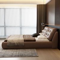 Lit de Luxe Moderne de Style Italien avec Rangement Intégré, Revêtement en Cuir Confortable et Cadre en Bois de Chêne, Rembourrage Doux pour Chambre Parentale