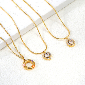 Collier de clavicule rectangulaire en métal 18 carats de style européen américain pour femmes, pendentif en acier inoxydable, bijoux - Product Image 3