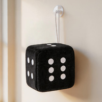 Porte-clés en peluche personnalisé en coton PP doux, jouet dés, décoration suspendue pour voiture, jeu éducatif amusant, cube de dessin animé, ornement