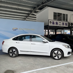 Vehículo de Nueva Energía Dongfeng E70 2019, Auto Usado Económico para Taxi con 401 km de Autonomía, Vehículos Baratos - Product Image 3