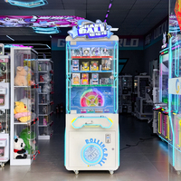 Machine de jeu d'arcade populaire de type grue, machine à cadeaux commerciale avec construction métallique, garantie 1 an pour les centres de jeux