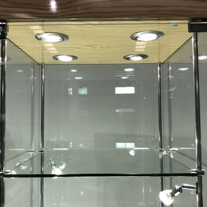 Tủ trưng bày kính toàn cảnh KEWAY 70 inch có đèn - Product Image 4