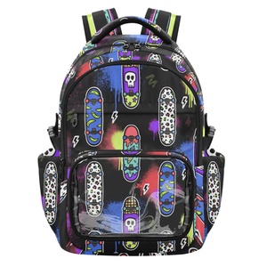 กระเป๋าเป้สะพายหลังพีวีซีใสกันน้ำลายกราฟฟิตีสุดฮิต ทนทาน น้ำหนักเบา ความจุเยอะ เหมาะสำหรับกิจกรรมสันทนาการและกีฬา - Product Image 1