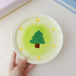 Tazas de Cerámica Pintadas a Mano Estilo INS, Lindas Tazas de Agua con Diseño de Árbol de Navidad, Tazas Navideñas de Alta Calidad para Exportación - Product Image 6