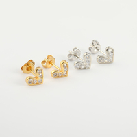 Vente en gros usine Boucles d'oreilles clous en laiton plaqué or 14K, motifs cœur, chevrons et flèche, micro zircon 5A, tendance, pour femme, mariage, faible MOQ