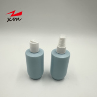 Flacon pulvérisateur vide bleu PE de qualité supérieure de 100ml pour recharge cosmétique et toilette d'hôtel (buse de brouillard)
