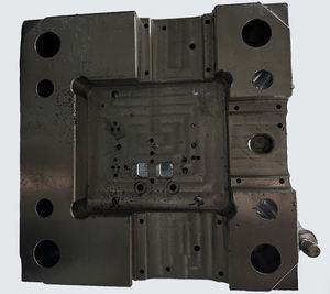 Moule d'injection plastique TongSheng modèle 12 pour préformes de bouteilles de boissons en PET, Guangdong - Product Image 1
