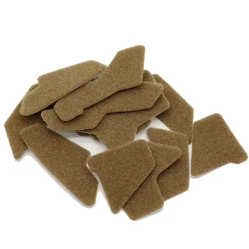 สีดำสีกากี