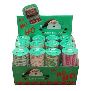 Kit cadeau noël en tissu damassé, 4 paquets de mouchoirs de toilette - Product Image 1
