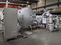 Traitement thermique de frittage en céramique de nitrure d'aluminium Four de frittage sous vide de graphite de capacité de production efficace élevée