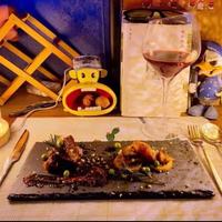 Chaud naturel poli roches volcaniques pierre de lave Steak pierre BBQ plaque Art déco Design extérieur ustensiles de cuisine servant de la nourriture vraie touche
