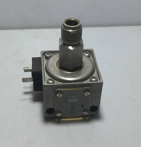 STOCK Alerton Switch for Liquid, Gas Fema DCM10 DCMV6 DCM16 - Product Image 4