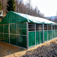 Abri pour chevaux en acier galvanisé à chaud de haute qualité, imperméable, stable et modulaire, à montage rapide pour l'extérieur et la ferme