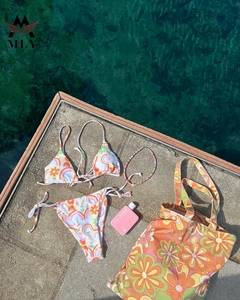Logo personnalisé chaud Sexy maillot de bain femmes fleur imprimer Bikinis <span class=keywords><strong>2</strong></span> pièces Bikini maillots de bain vêtements de plage - Product Image 2