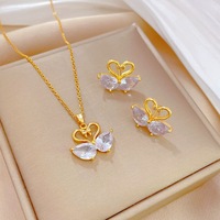 Vente en Gros Bijoux Fantaisie Collier Or 18 carats Acier Inoxydable Zircon Papillon Ensembles Collier et Boucles d'Oreilles pour Fille Offre Exceptionnelle