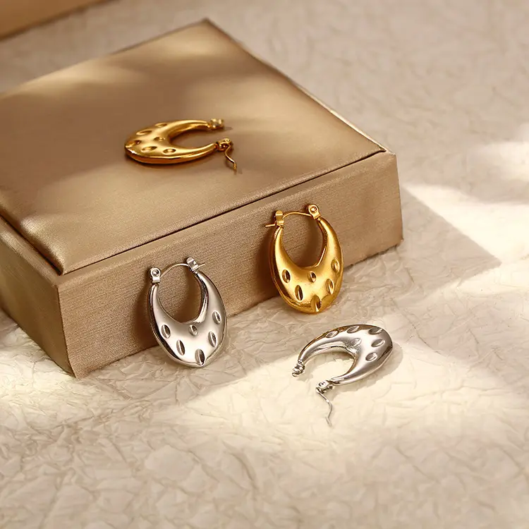 Moda no deslustre oro plata forma ovalada clip pendientes Acero inoxidable joyería fabricante al por mayor N2311242