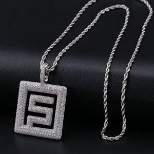 Collar de Circonia con Colgante Sólido de Moda, un Éxito de Ventas en Transmisiones en Vivo de Migos, un Accesorio con un Símbolo de la Moda Masculina Europea - Product Image 3