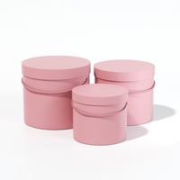 Boîte d'emballage cylindrique en carton ondulé de grande taille, couleur rose personnalisée, biodégradable, laminage mat, gaufrage haut de gamme, cadeau