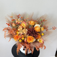Centre de table floral artificiel Real Touch pour mariage, arrangement de roses et dahlias orange brûlé pour la décoration de table d'événement