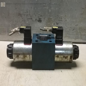 Mannesmann Hydraulique 4WE 10 J32/CG24N9K4_2WBR4VDC Neuf Original En Stock Automatisme Industriel PAC PLC Dédié - Product Image 1