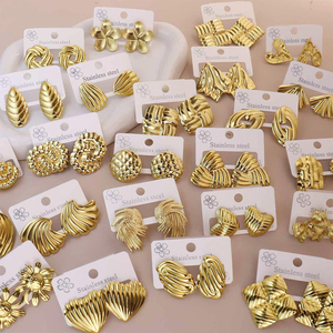 Boucles d'oreilles carrées géométriques en acier inoxydable <span class=keywords><strong>de</strong></span> style métallique, bijoux plaqués or à la mode avec sertissage à bélière et gouttes d'huile colorées - Product Image 5