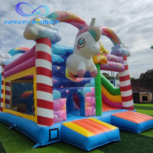 Château gonflable <span class=keywords><strong>licorne</strong></span> <span class=keywords><strong>magique</strong></span> Instagram-Worthy, combo avec un design <span class=keywords><strong>nuage</strong></span> arc-en-ciel vibrant pour des fêtes en plein air dignes d'un cliché - Product Image 1