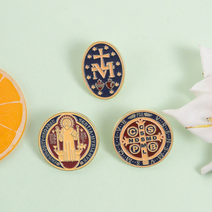 Broches Esmaltados de Cruz Católica, San Benito, Virgen María, Oración Latina, Insignia <span class=keywords><strong>Religiosa</strong></span> para Solapa, Venta al por Mayor - Product Image 2